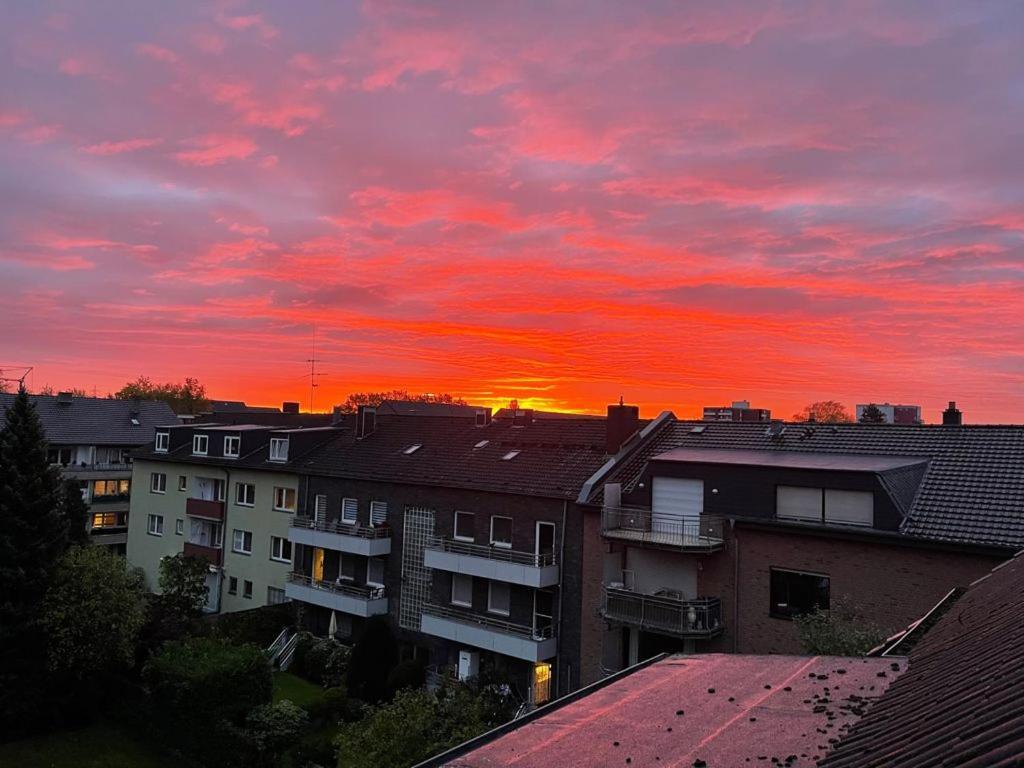 Ferienwohnung In Duesseldorf Hassel Екстериор снимка